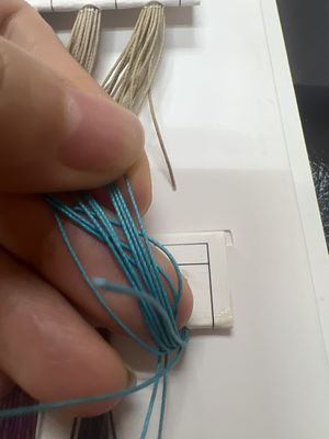 0.3mm الخيط المطلي بالشمع البوليستر الخيط المسطح المشمع الخيط الخيط الخيط المشمع البوليستر